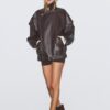 Oversize bunda z umělé kůže s klopami Oversize bunda z umělé kůže s klopami