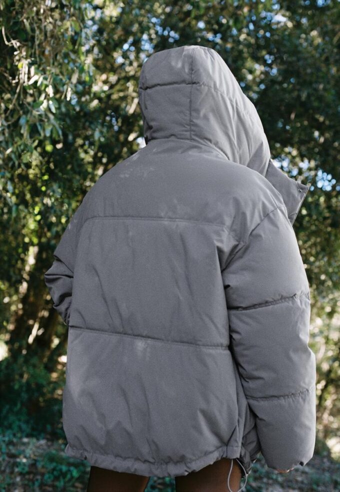 Oversizeová vycpaná bunda s kapucí Oversizeová vycpaná bunda s kapucí