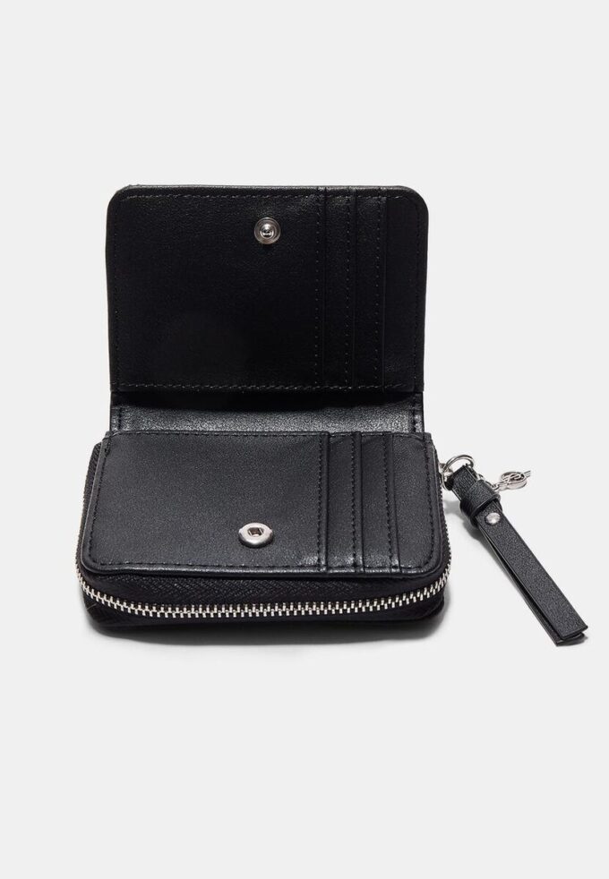 Peněženka na karty s puntíky