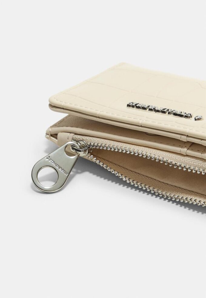 Peněženka z imitace krokodýlí kůže