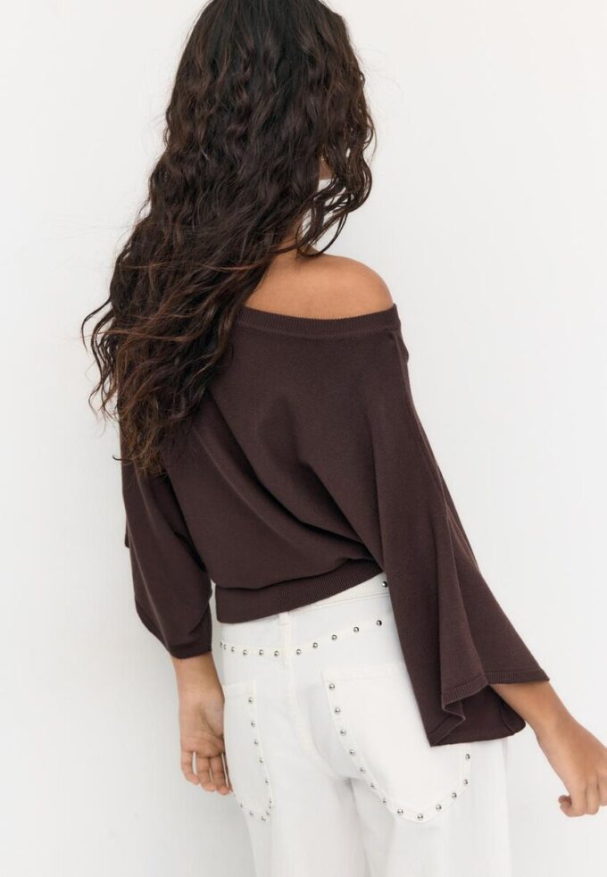 Pletený svetr s širokými rukávy Pletený svetr s širokými rukávy