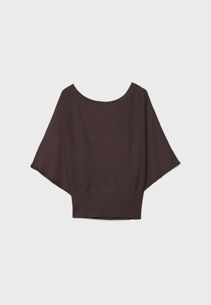 Pletený svetr s širokými rukávy Pletený svetr s širokými rukávy