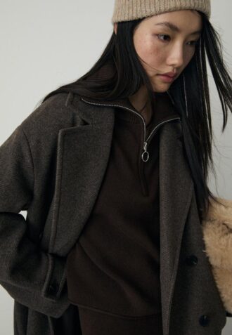 Pletený svetr se zipem Pletený svetr se zipem