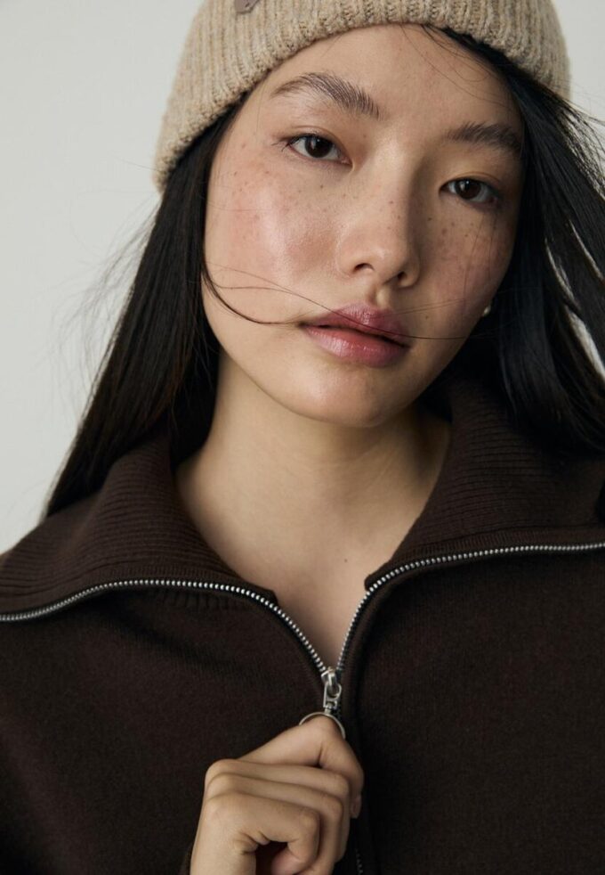 Pletený svetr se zipem