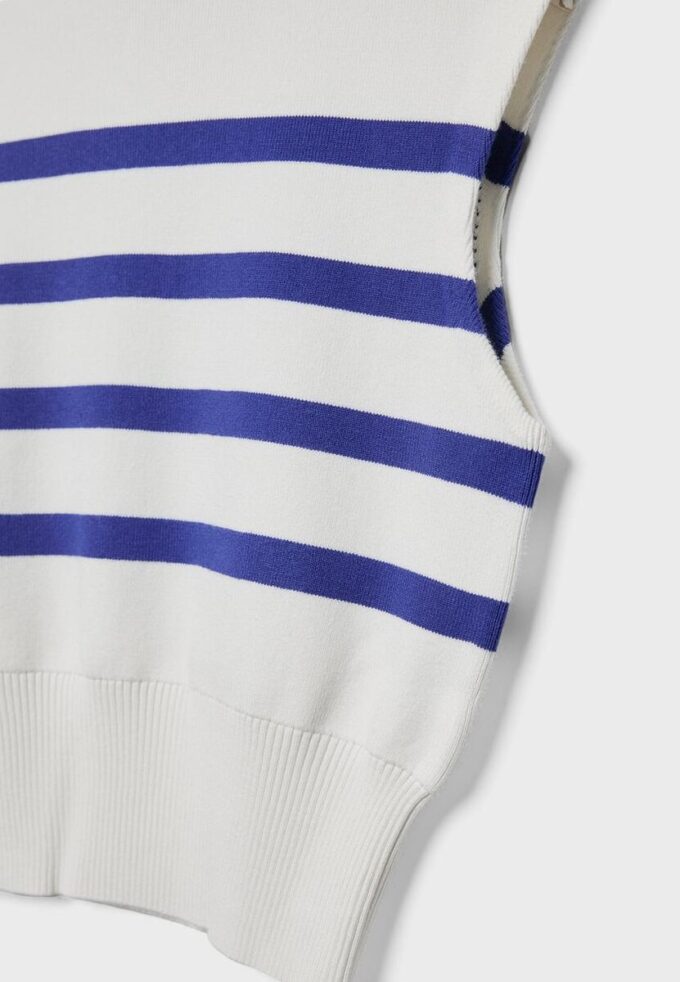 Pletený top s kulatým výstřihem