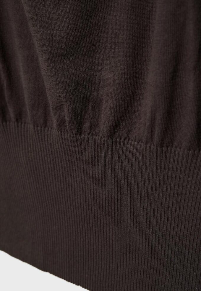 Pletený top s páskem