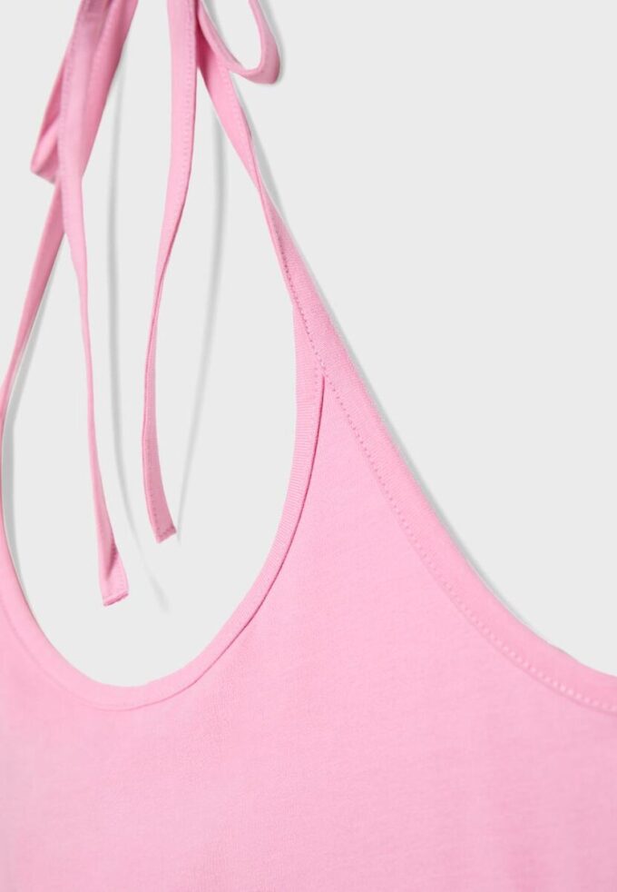 Pletený top s výstřihem za krkem