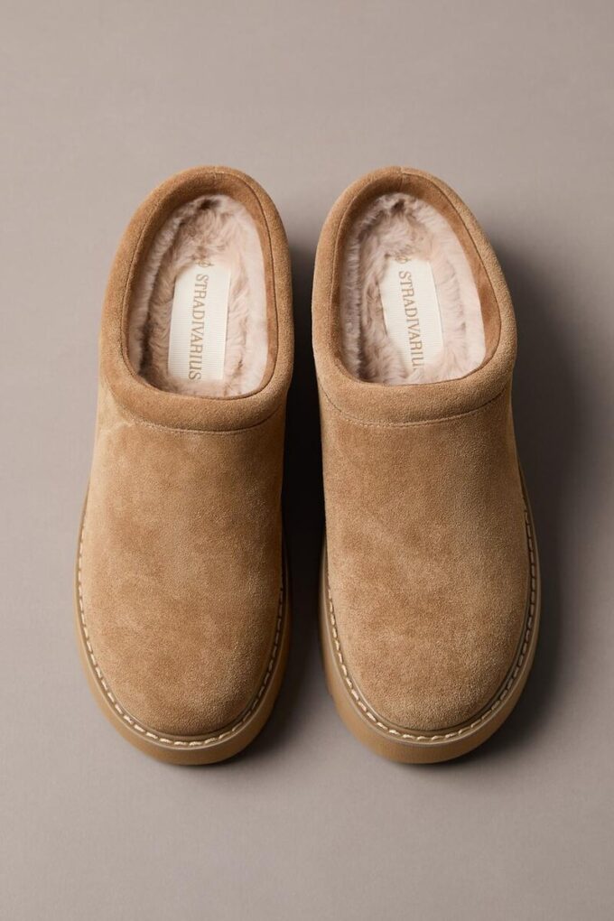 Ploché kožené dřeváky