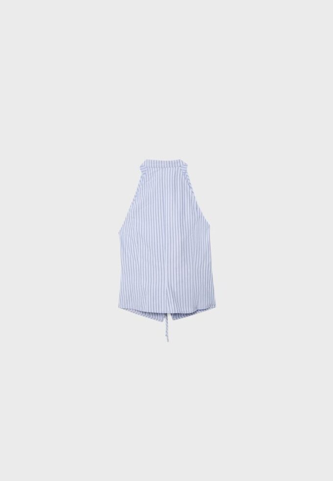 Polozmačkaný top s uzlem ve stylu qipao Polozmačkaný top s uzlem ve stylu qipao