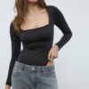 Polyamidové body s čtvercovým výstřihem