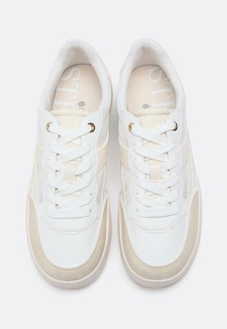 Prolamované tenisky na platformě