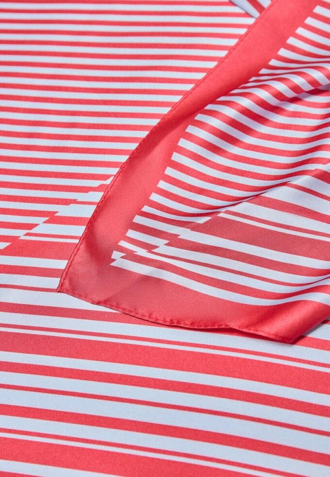 Pruhovaný kombinovaný kapesník