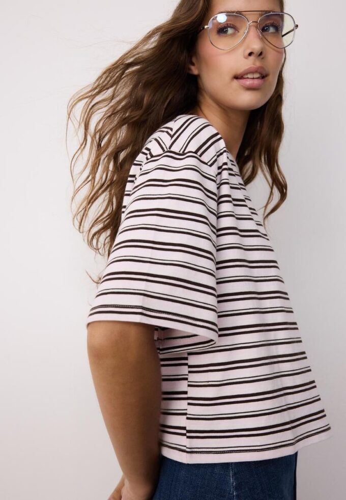 Pruhované tričko s krátkým rukávem