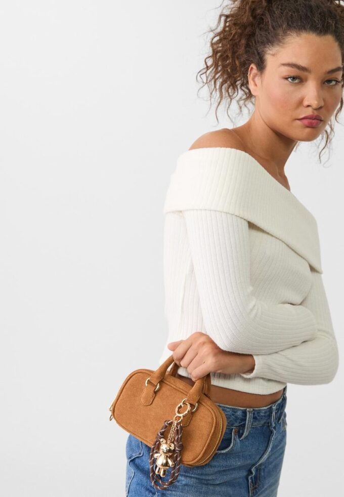 Průvěs s medvědem v metalickém provedení