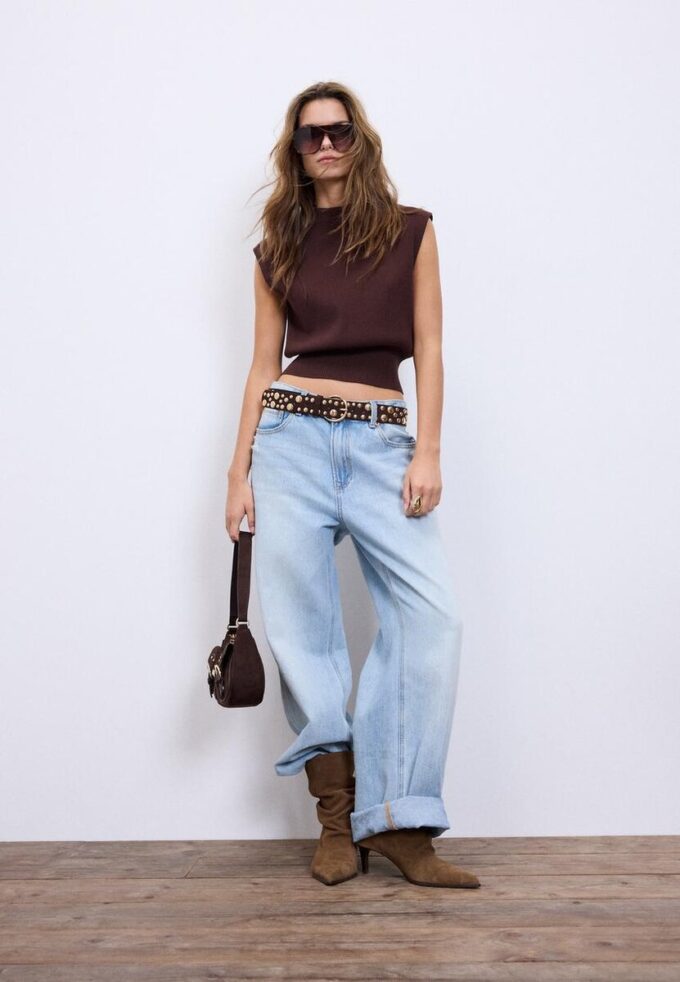 Pásek s nepravidelnými cvočky