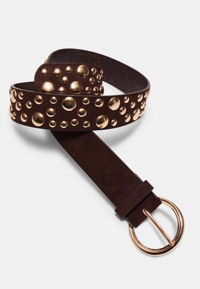 Pásek s nepravidelnými cvočky