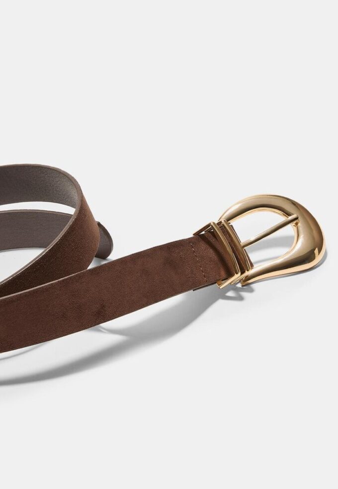 Pásek s organickou sponou