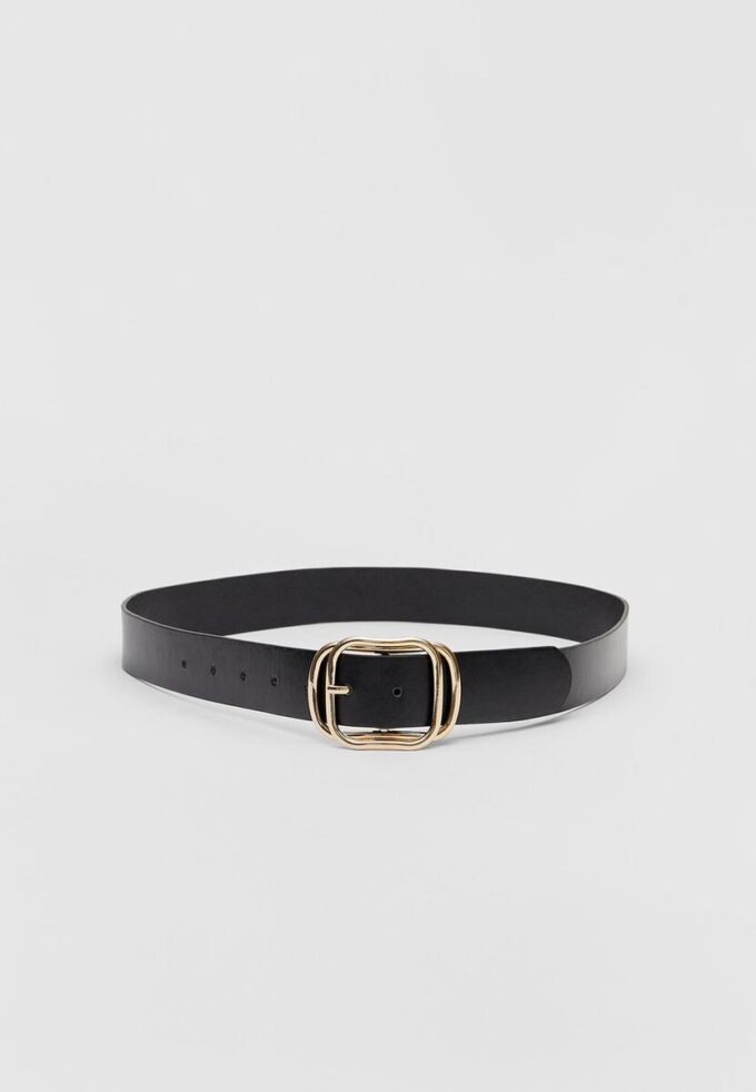 Pásek s překrývající se sponou