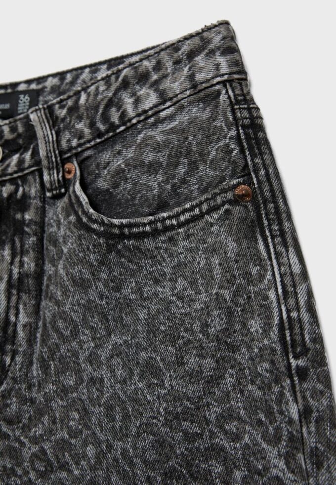Rovné džíny s Wide Leg potisky a leopardím potiskem Rovné džíny s Wide Leg potisky a leopardím potiskem