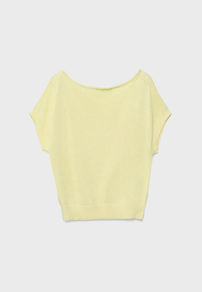 Rustikální pletená top s lodičkovým výstřihem Rustikální pletená top s lodičkovým výstřihem