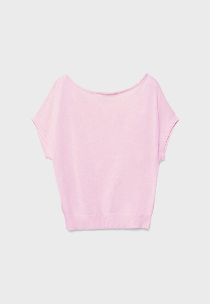 Rustikální pletená top s lodičkovým výstřihem Rustikální pletená top s lodičkovým výstřihem