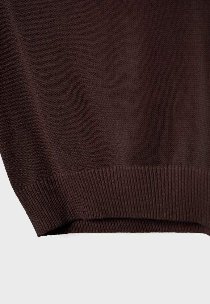 Rustikální pletená top s lodičkovým výstřihem