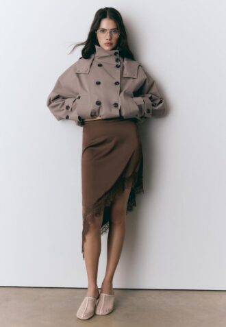 Saténová asymetrická sukně Saténová asymetrická sukně