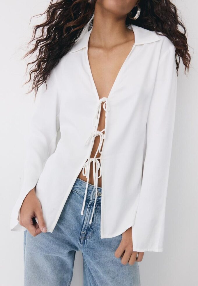 Saténová košile s vázáním