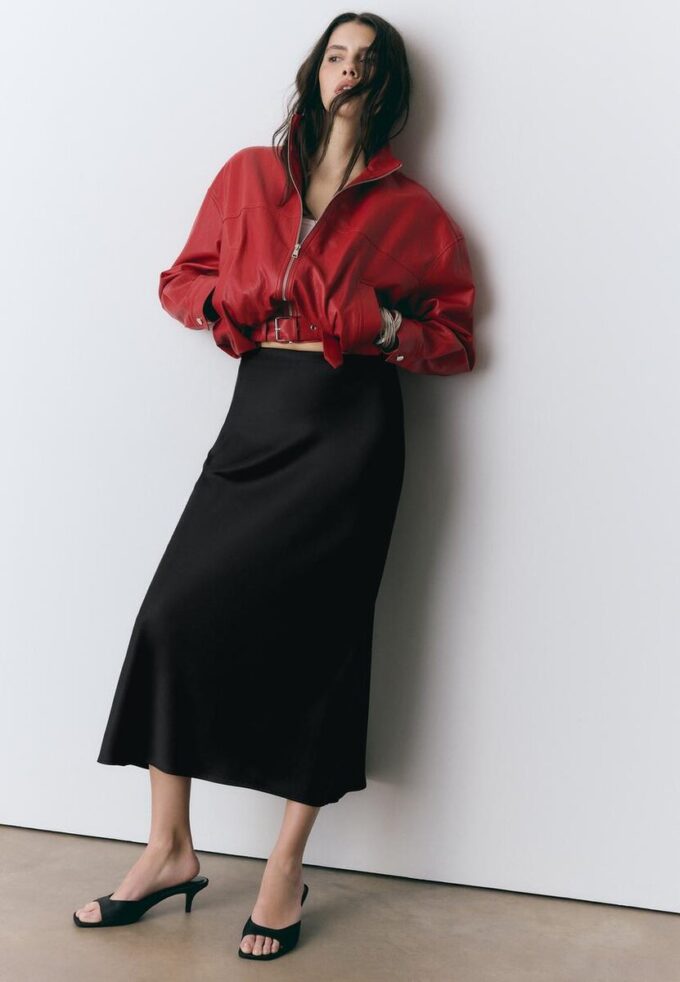 Saténová midi sukně Saténová midi sukně