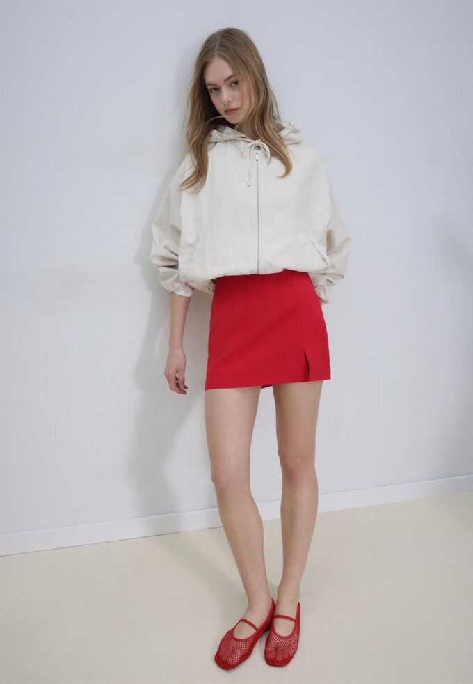 Skort s bočním rozparkem