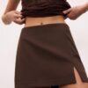 Skort s bočním rozparkem Skort s bočním rozparkem