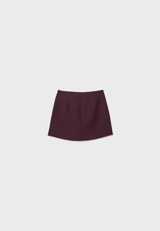 Skort s bočním rozparkem Skort s bočním rozparkem
