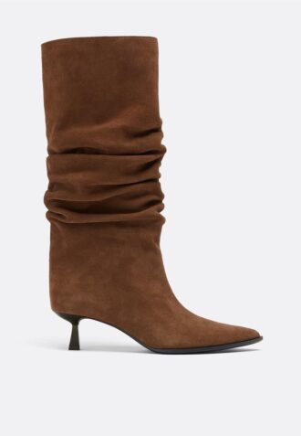 Slouchy kožené boty s nízkým podpatkem Slouchy kožené boty s nízkým podpatkem