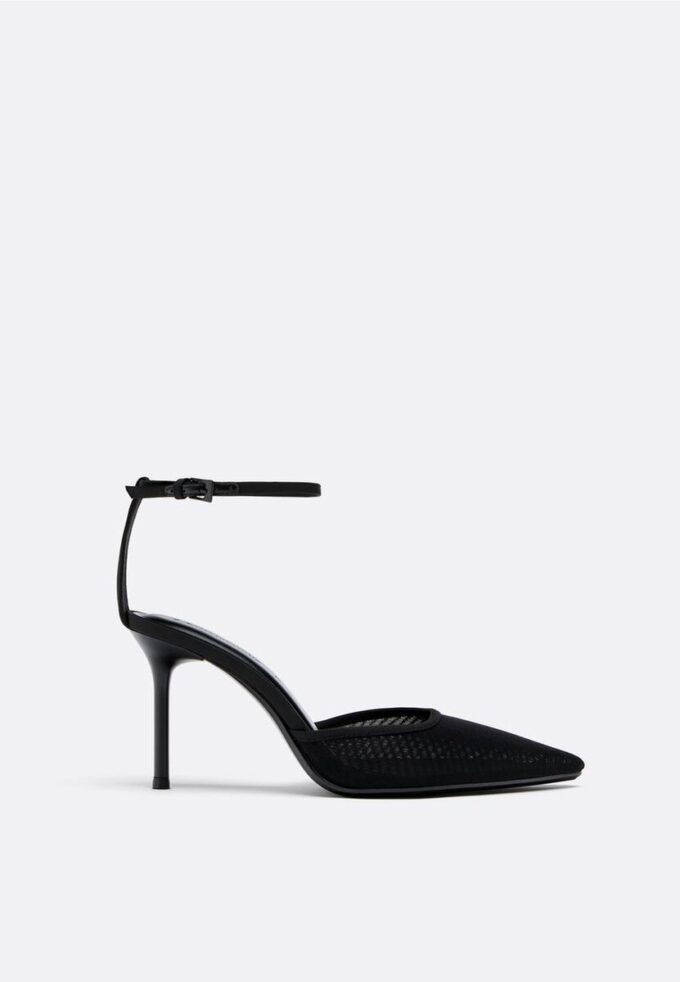 Síťované boty na podpatku