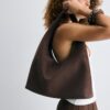Taška přes rameno z umělé semiše