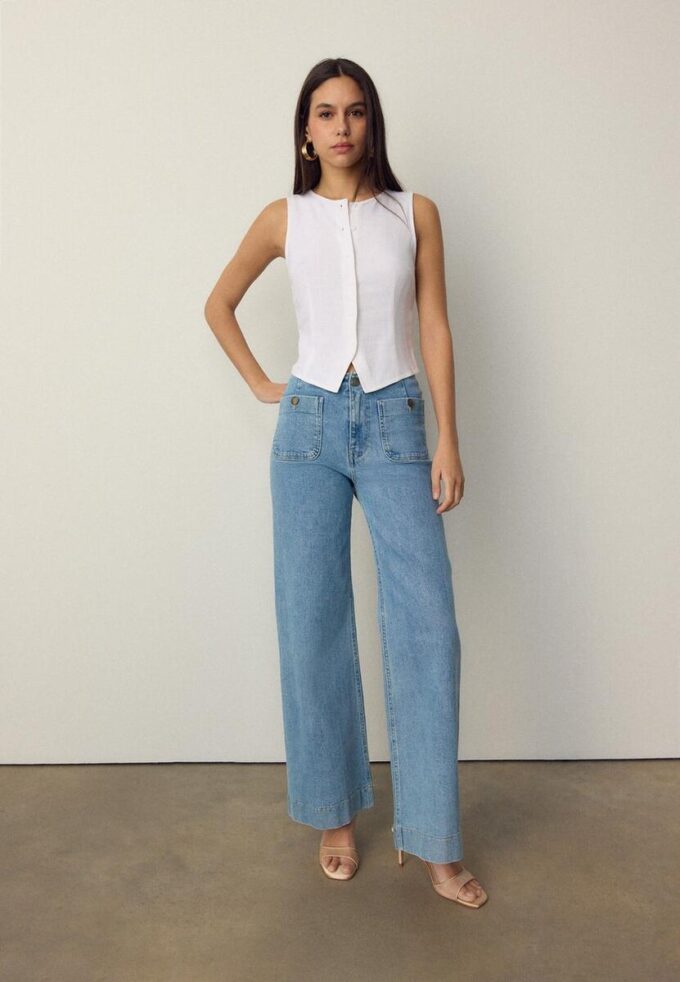 Top bez rukávů s knoflíky