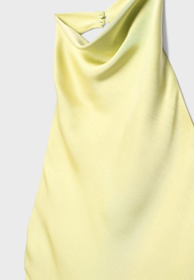 Top s halterovým výstřihem se saténovým efektem