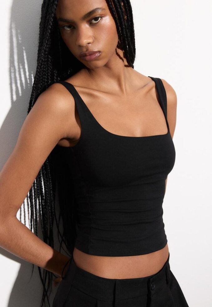 Top s širokými ramínky