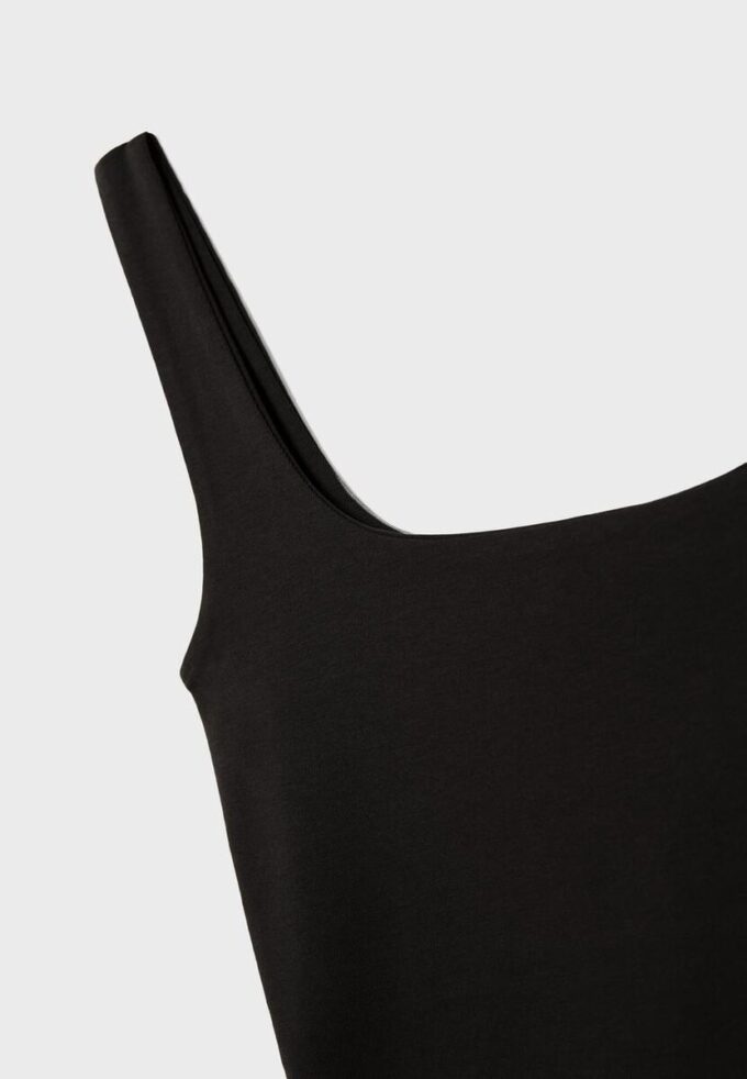 Top s širokými ramínky