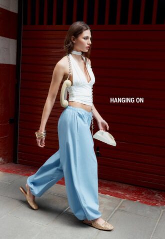 Top s vázáním za krkem