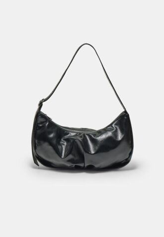 Třpytivá plisovaná taška přes rameno