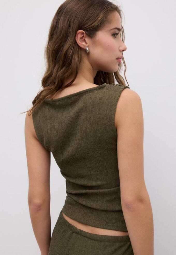 Tričko s řasením a texturou