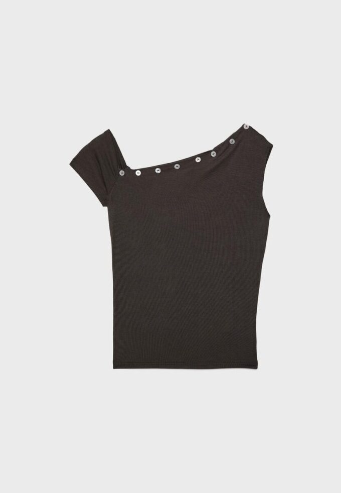 Tričko s asymetrickým zapínáním na knoflíky