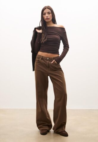 Tričko s dlouhým rukávem a řasením Tričko s dlouhým rukávem a řasením