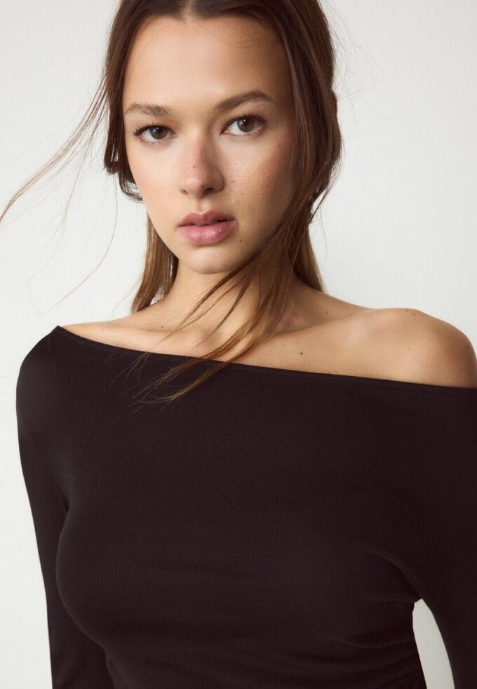 Tričko s dlouhým rukávem a řasením