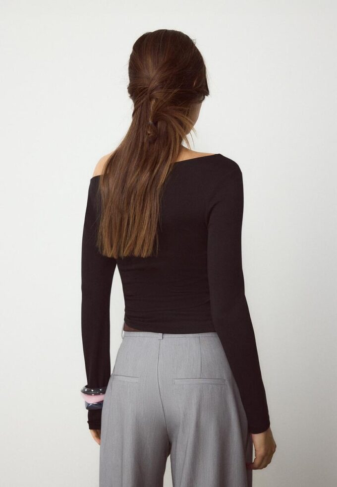 Tričko s dlouhým rukávem a řasením