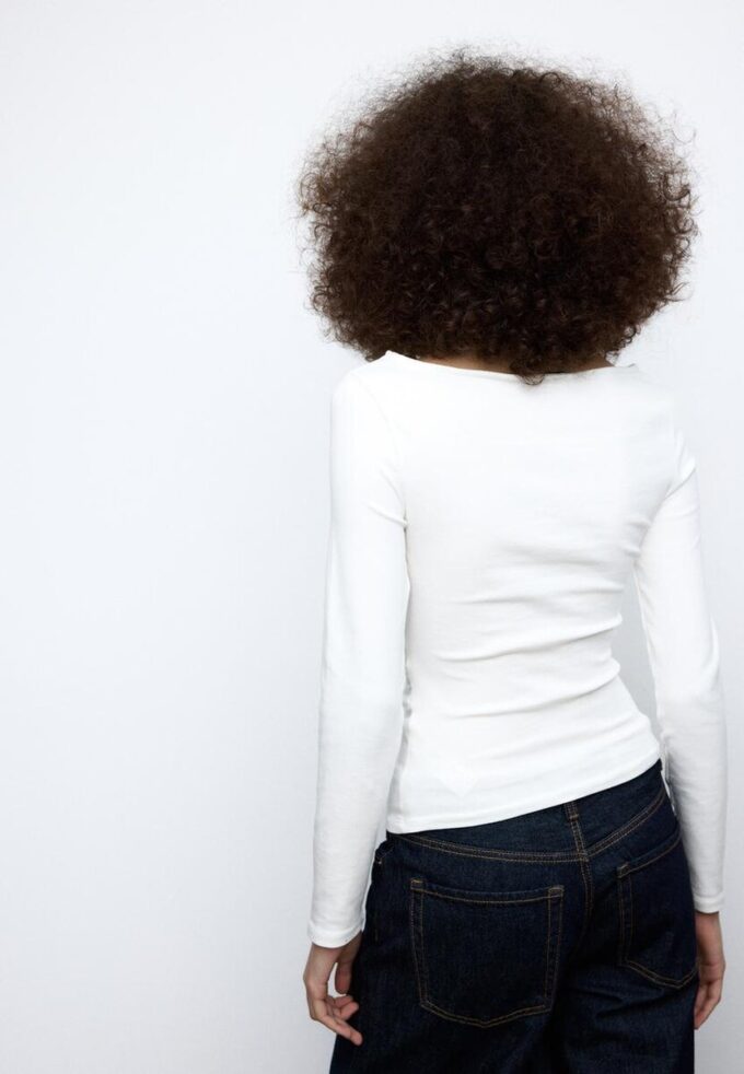 Tričko s dlouhým rukávem a řasením