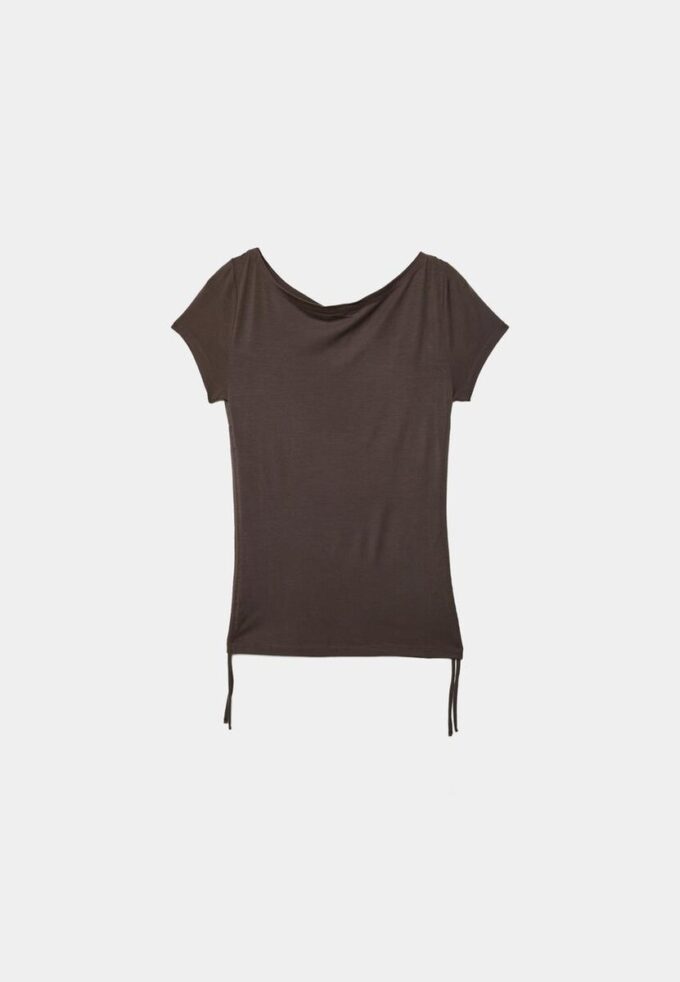 Tričko s krátkým rukávem a bočním řasením Tričko s krátkým rukávem a bočním řasením