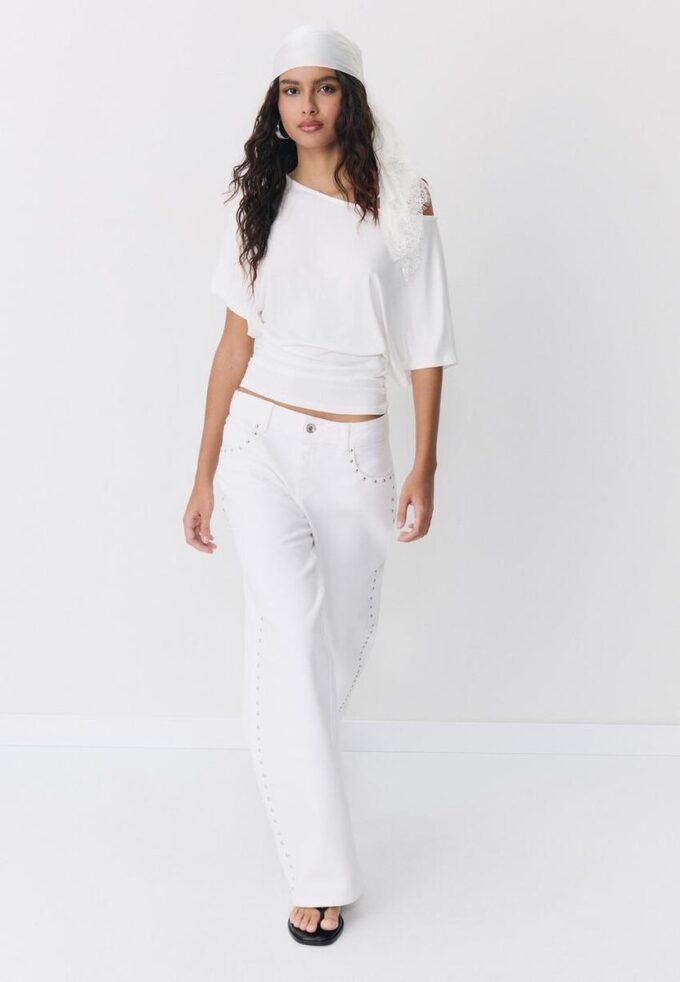 Tričko s krátkým rukávem a lodním výstřihem