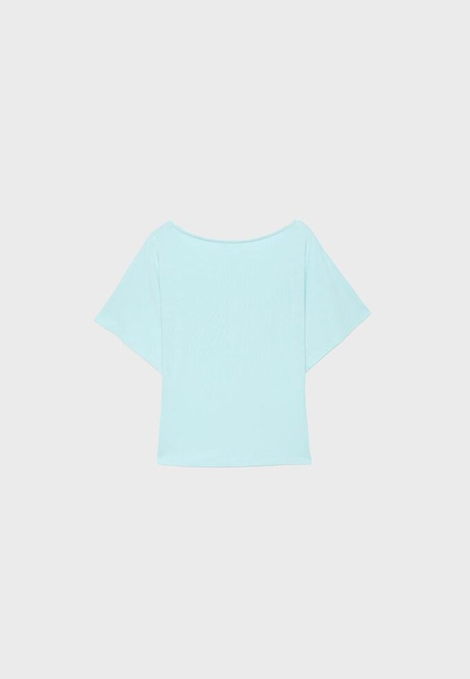 Tričko s krátkým rukávem a lodním výstřihem Tričko s krátkým rukávem a lodním výstřihem